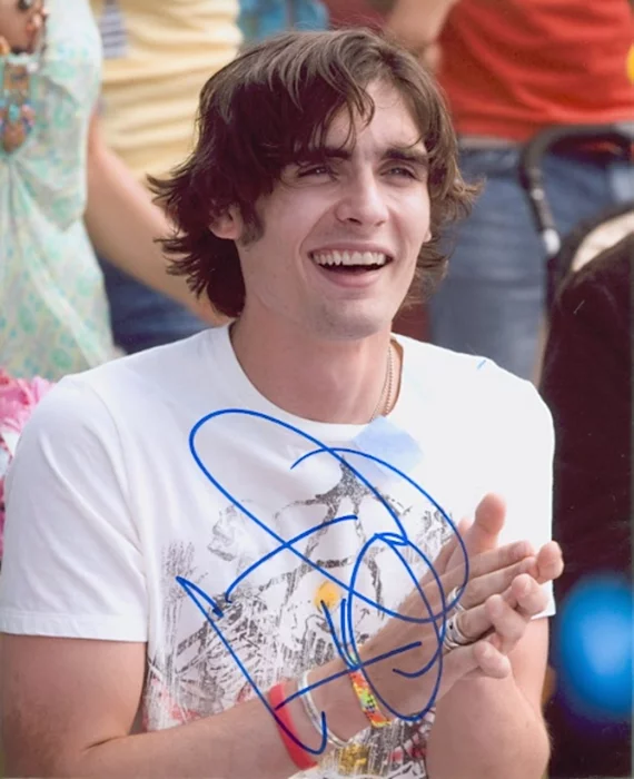 Tyson Ritter autograph