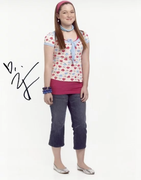 Jennifer Stone autograph