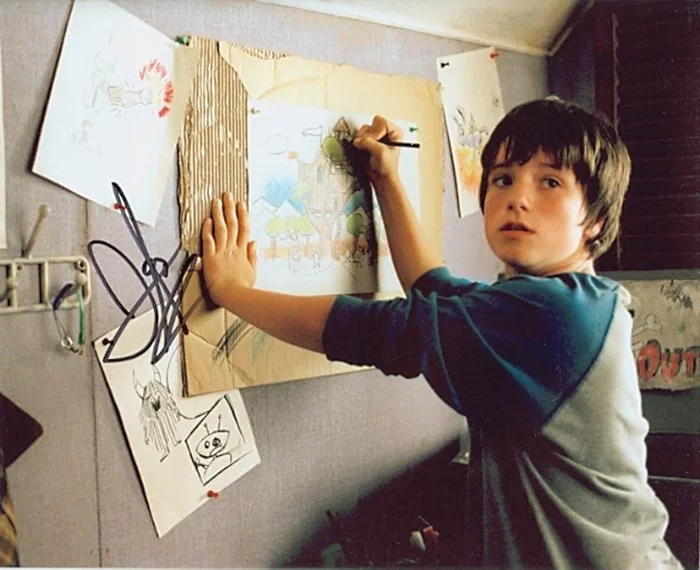 Josh Hutcherson autograph