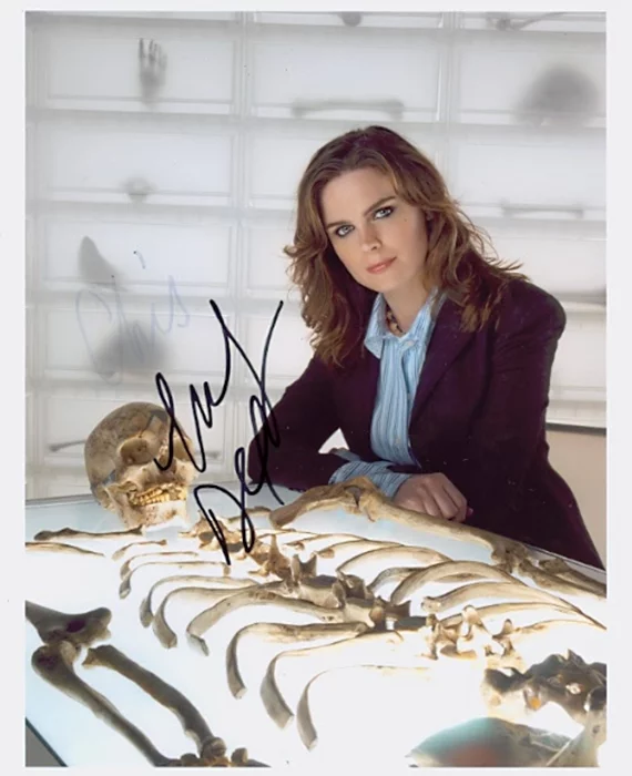Emily Deschanel autograph