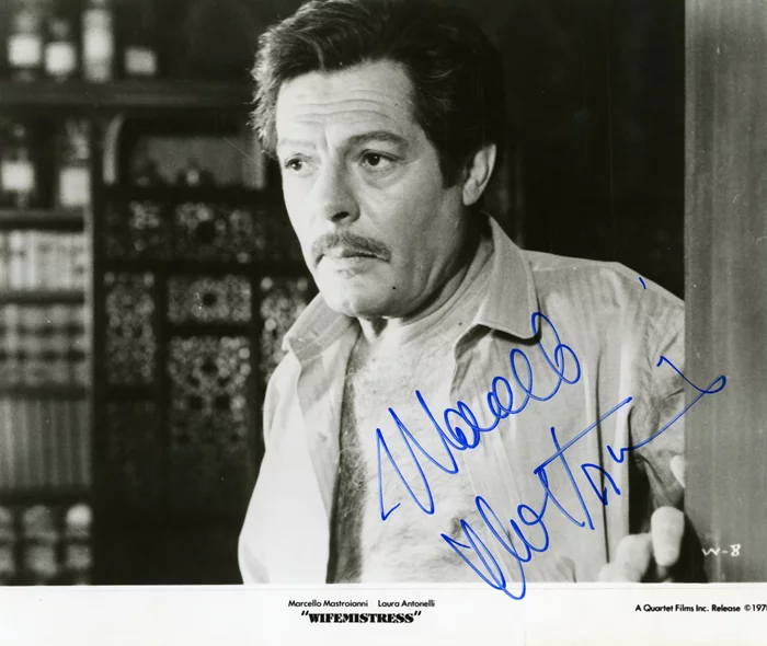 Marcello Mastroianni autograph