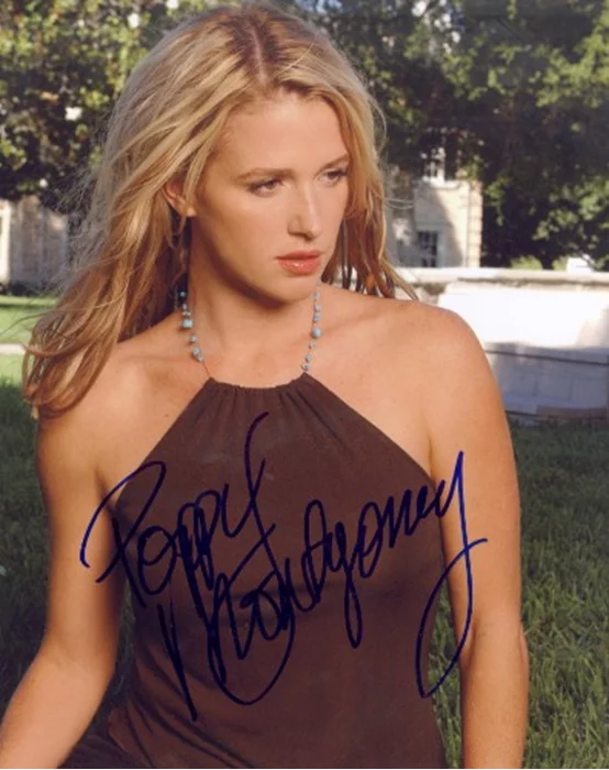 Poppy Montgomery autograph