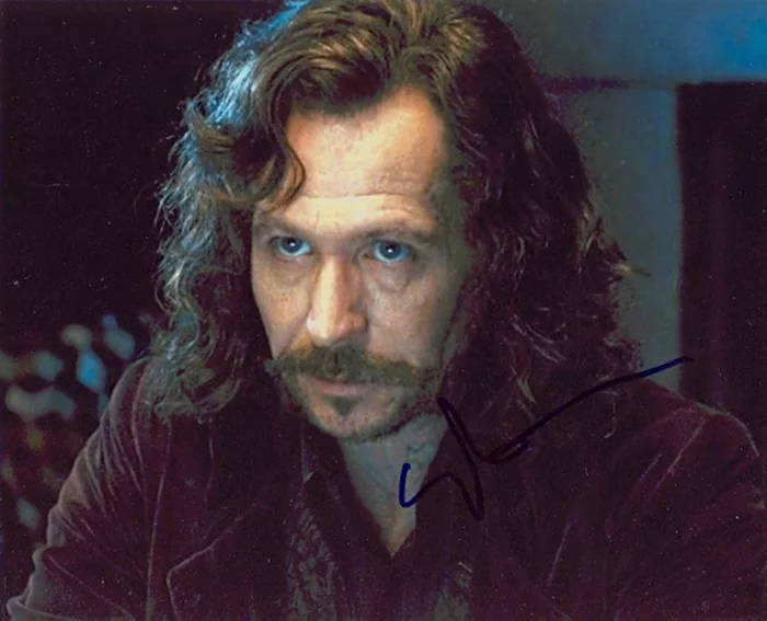 Gary Oldman autograph
