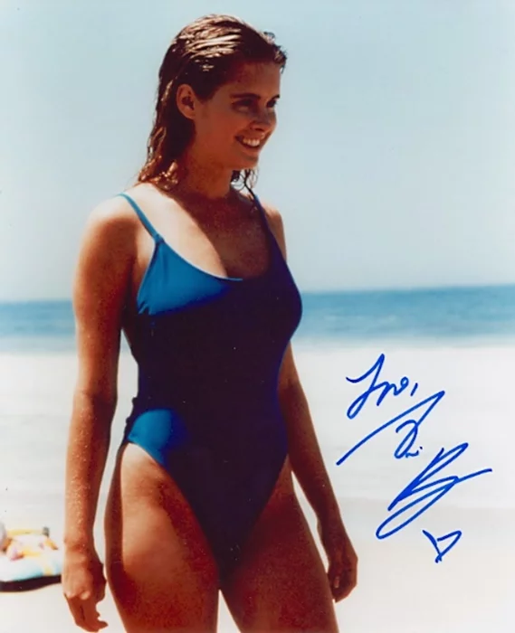 Ami Dolenz autograph