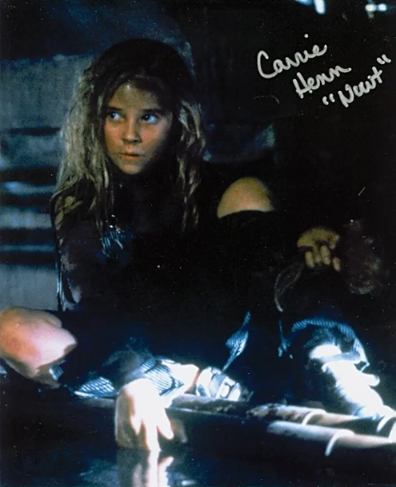Carrie Henn autograph