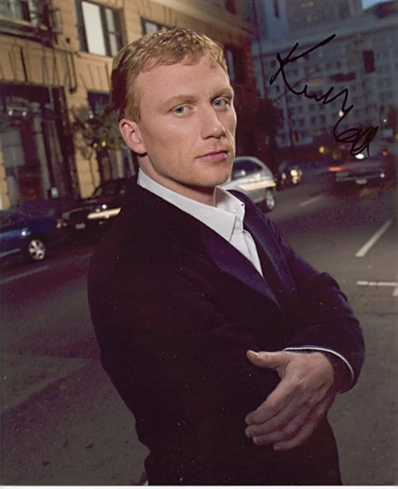 Kevin McKidd autograph
