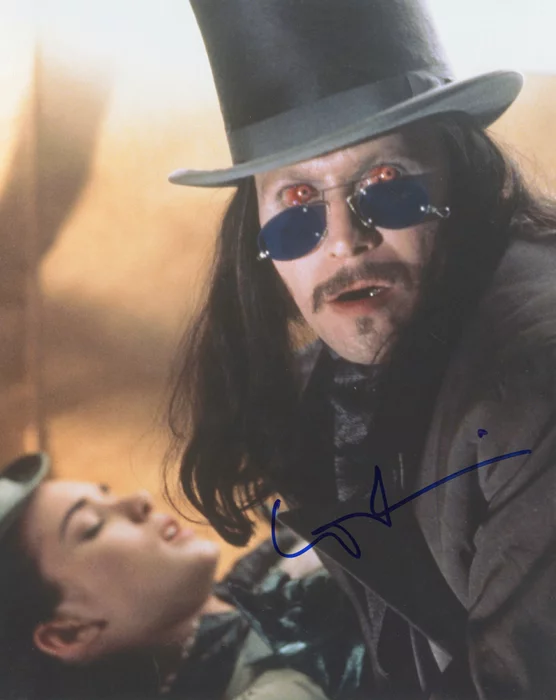 Gary Oldman autograph