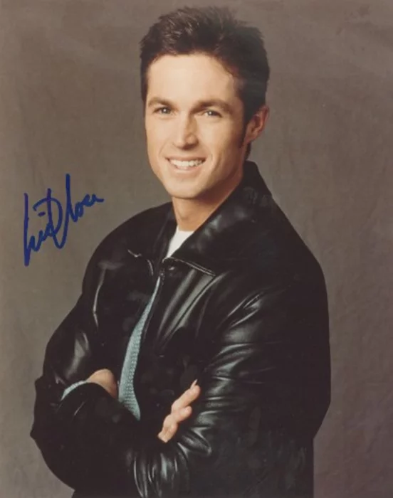 Eric Close autograph