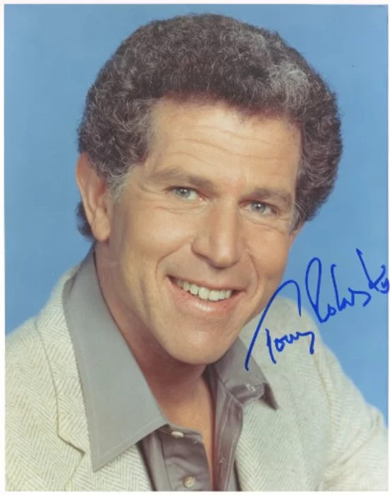 Tony Roberts autograph