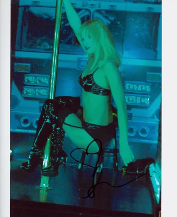 Ashley Scott autograph