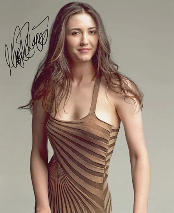 Madeline Zima autograph
