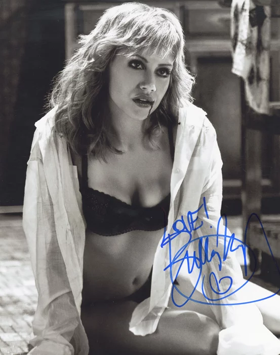 Brittany Murphy autograph