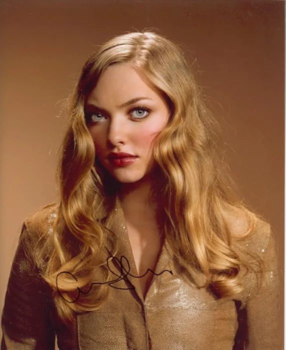 Amanda Seyfried autograph