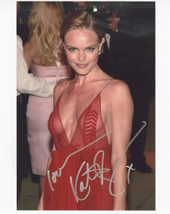 Kate Bosworth autograph