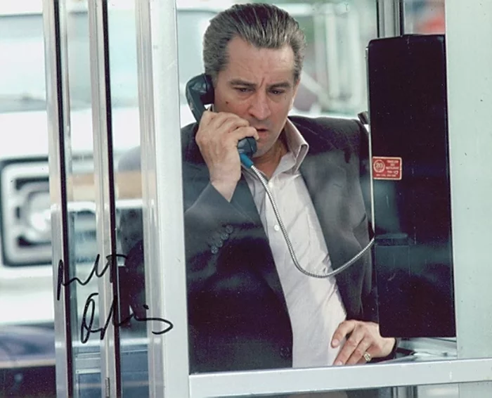 Robert DeNiro autograph