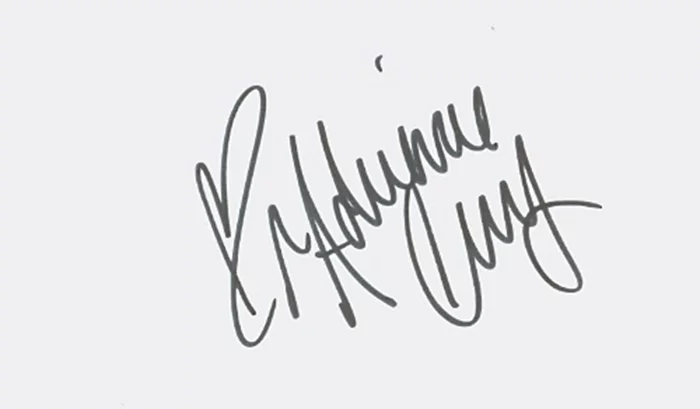 Adrianne Curry autograph