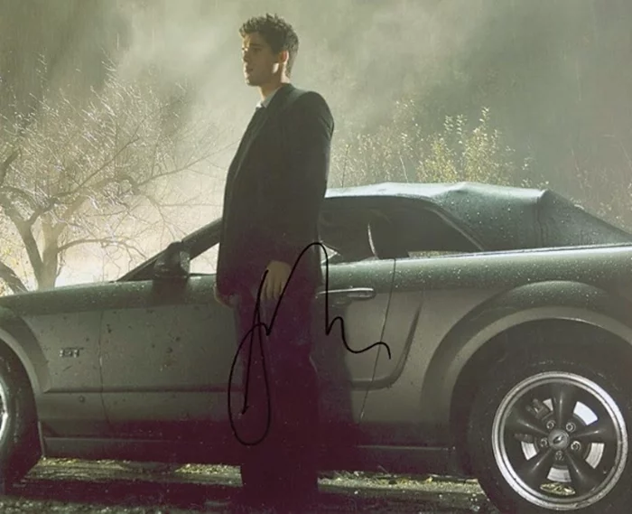 Steven Strait autograph
