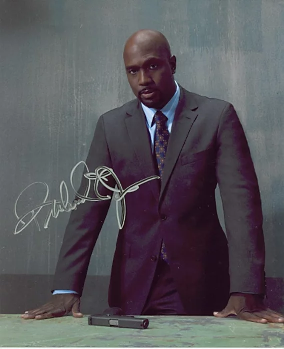 Richard T. Jones autograph