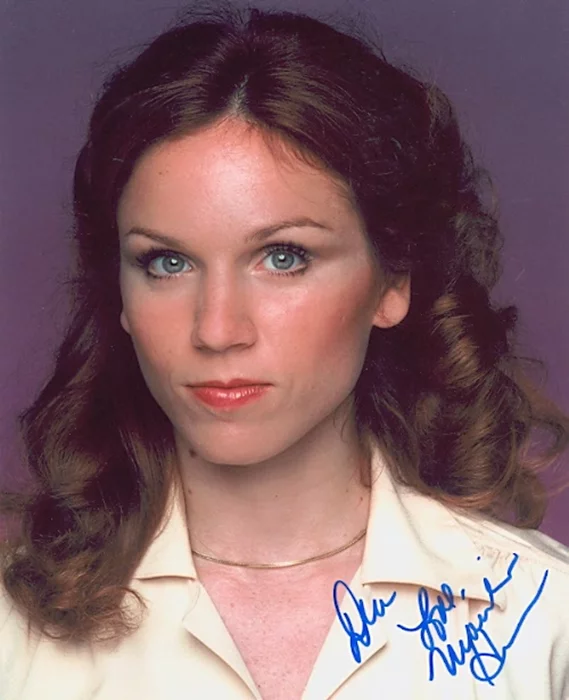 Marilu Henner autograph