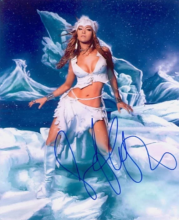Jennifer Lopez autograph