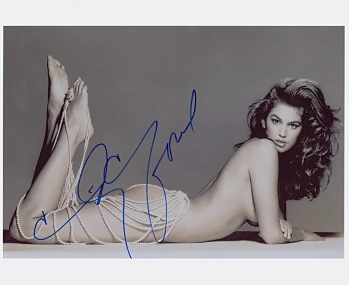 Cindy Crawford autograph