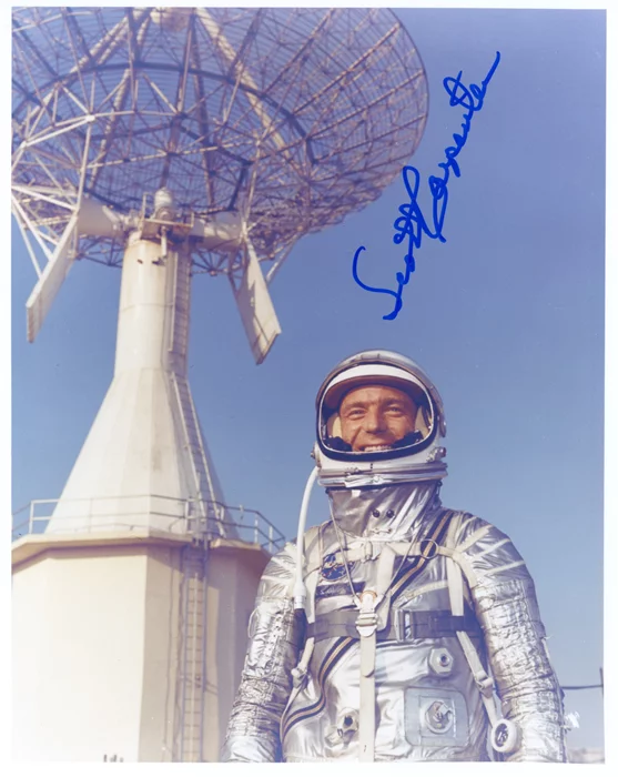 Scott Carpenter autograph