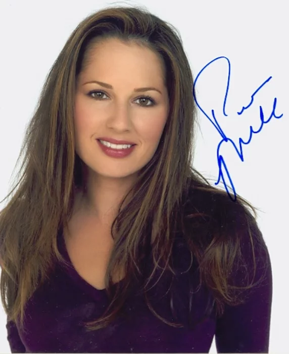 Paula Marshall autograph