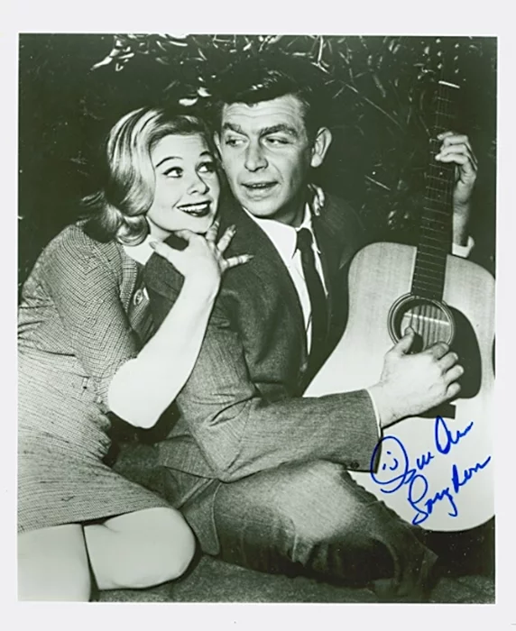 Sue Ane Langdon autograph