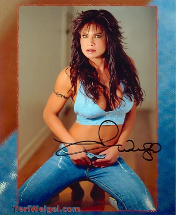 Teri Weigel autograph