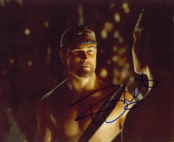 Ray Winstone autograph