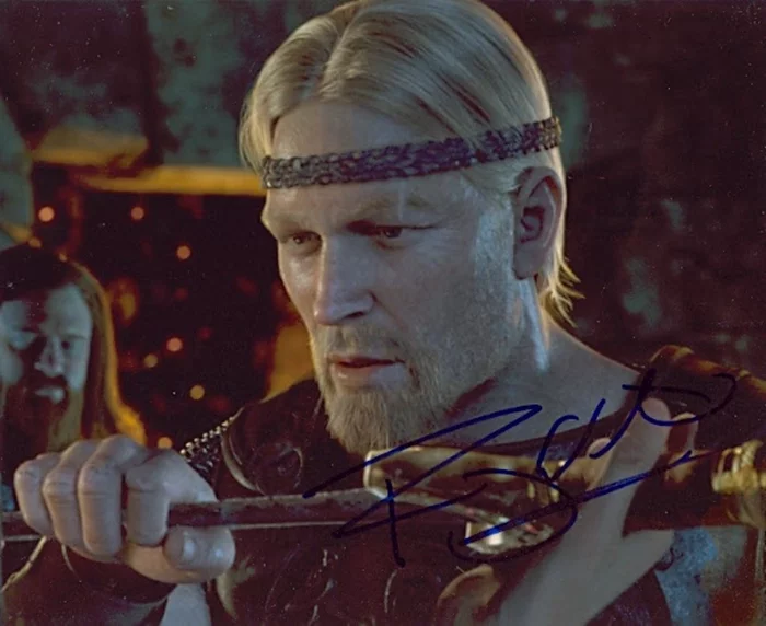 Ray Winstone autograph