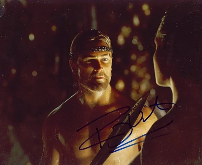 Ray Winstone autograph