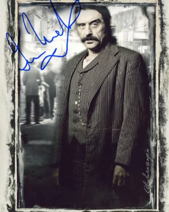 Ian McShane autograph
