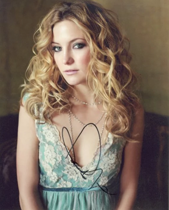 Kate Hudson autograph