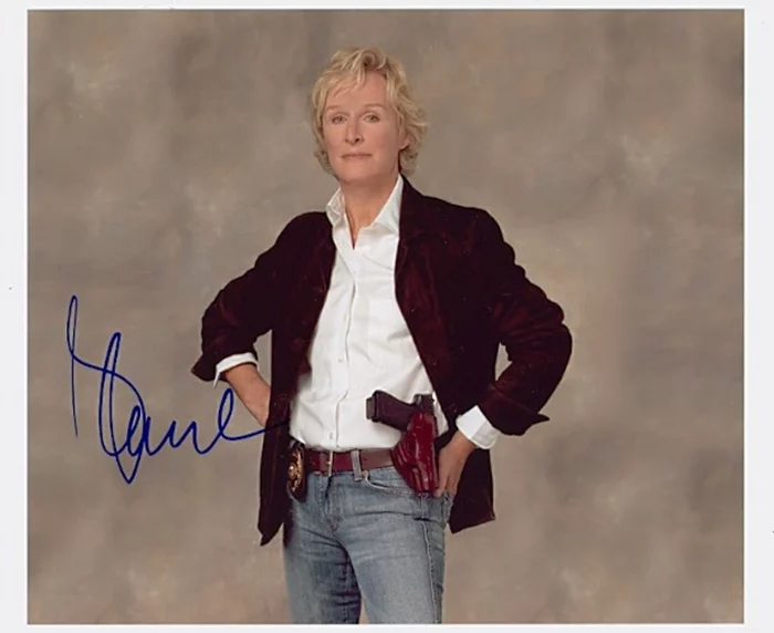 Glenn Close autograph