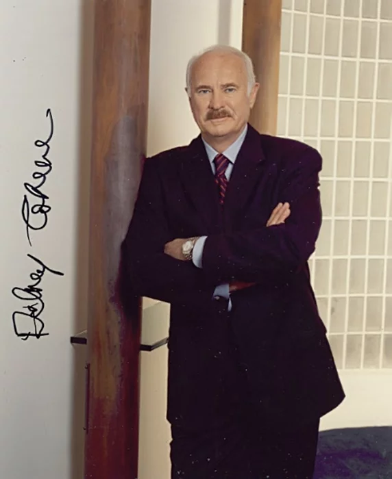 Dabney Coleman autograph