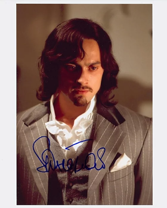Stuart Townsend autograph