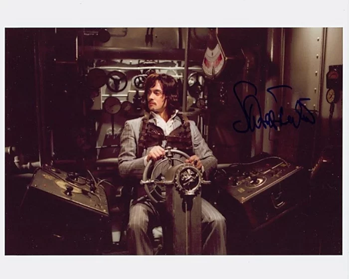 Stuart Townsend autograph