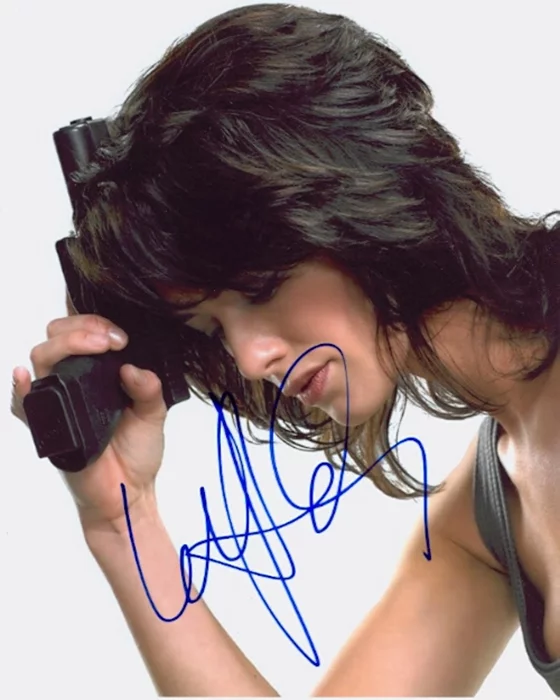 Lena Headey autograph