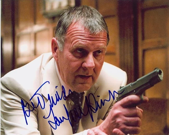 Tom Wilkinson autograph