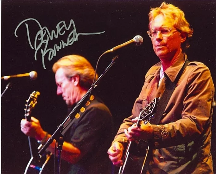 Dewey Bunnell autograph