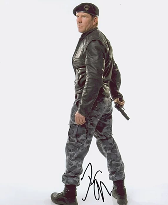 Dennis Quaid autograph