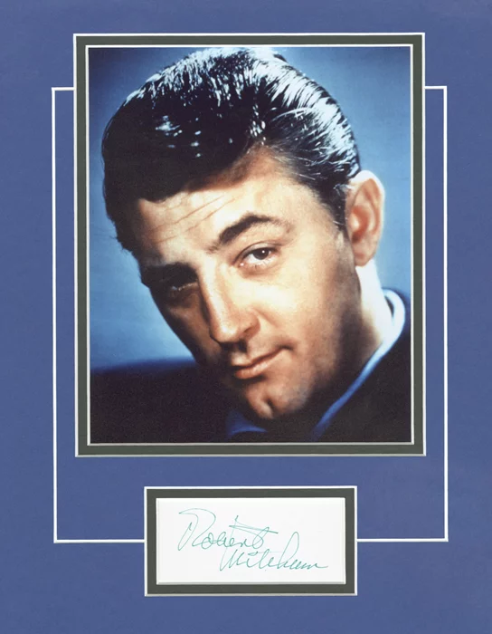 Robert Mitchum autograph