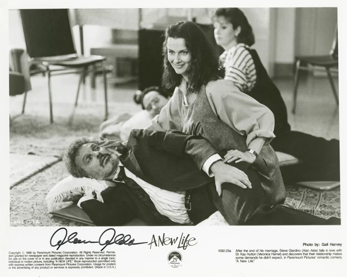 Alan Alda autograph