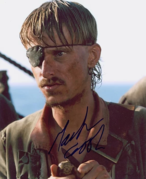 Mackenzie Crook autograph