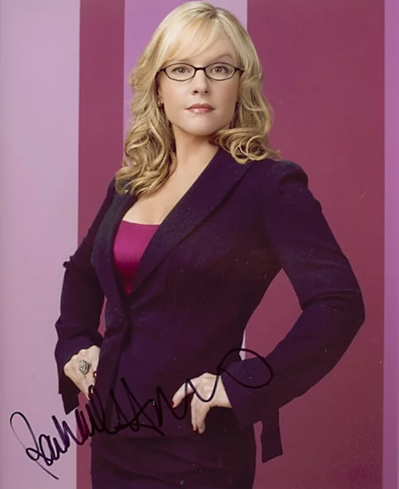 Rachael Harris autograph