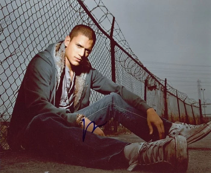 Wentworth Miller autograph