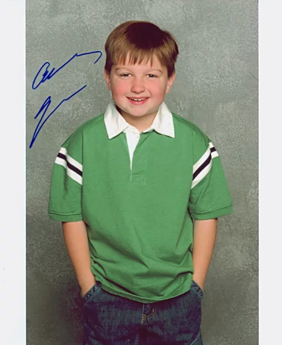 Angus Jones autograph