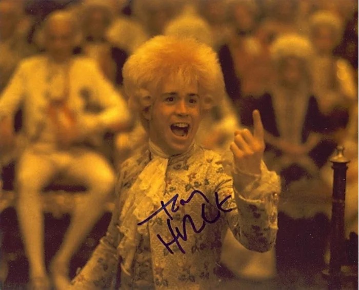Tom Hulce autograph