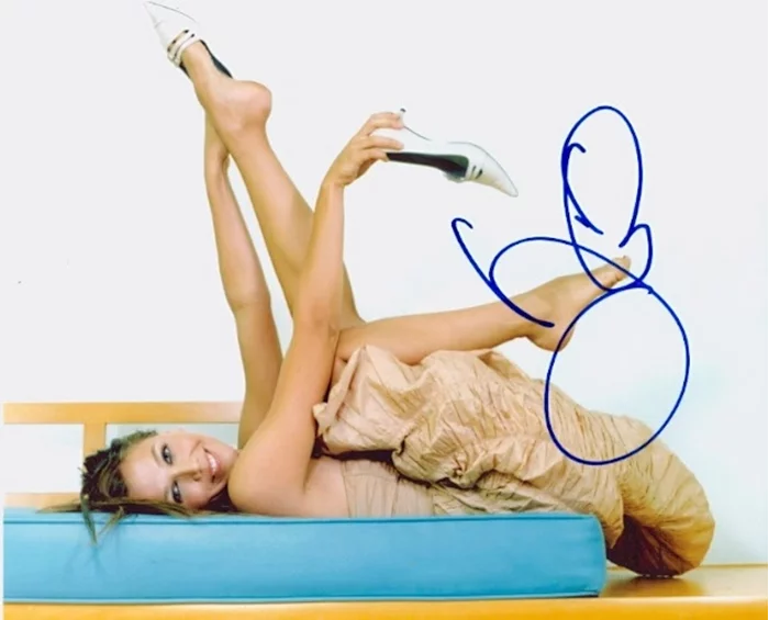 Maggie Gyllenhaal autograph